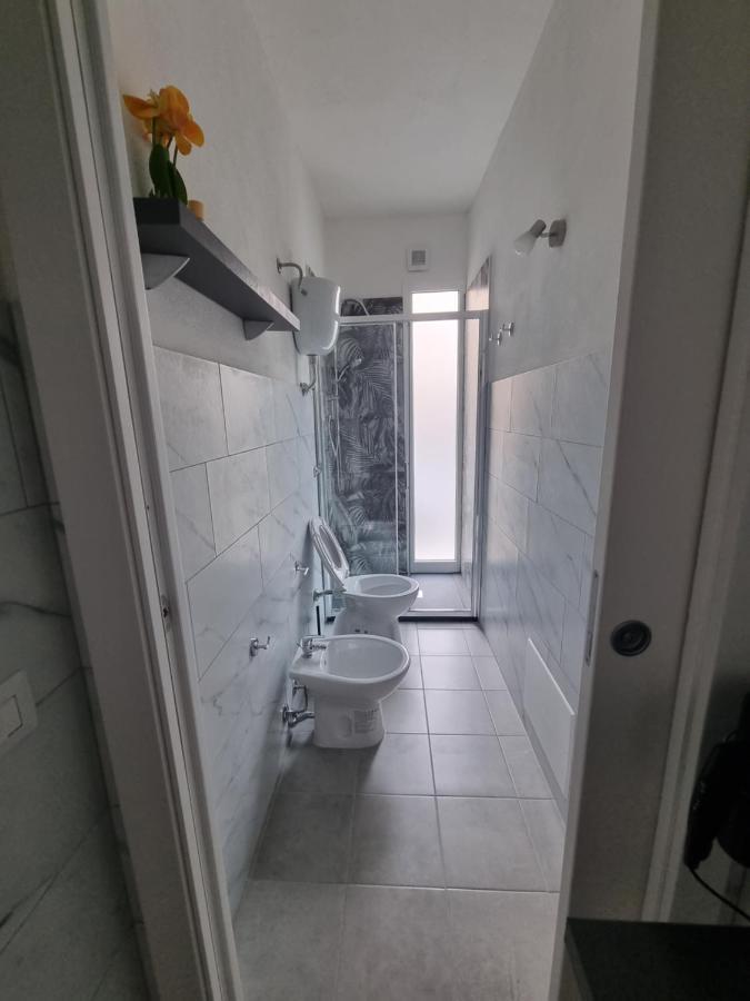 Mito Apartment Кальяри Экстерьер фото