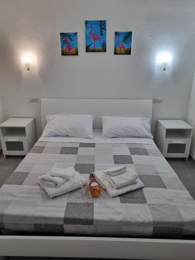 Mito Apartment Кальяри Экстерьер фото