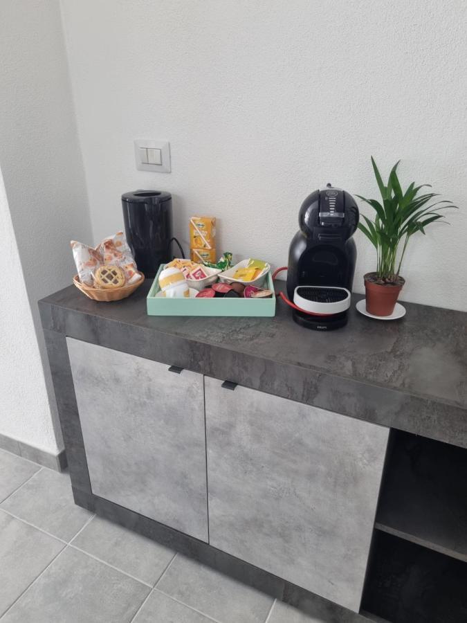 Mito Apartment Кальяри Экстерьер фото